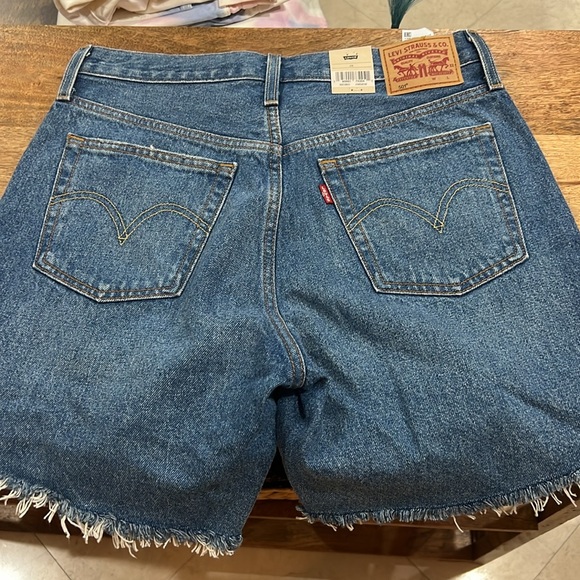 Levi's® Premium 501® MID THIGH WOMEN'S SHORTS Long Jean Denim Raw Hem - Picture 4 of 4